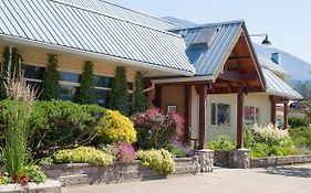 The Lodge at Arrow Lakes